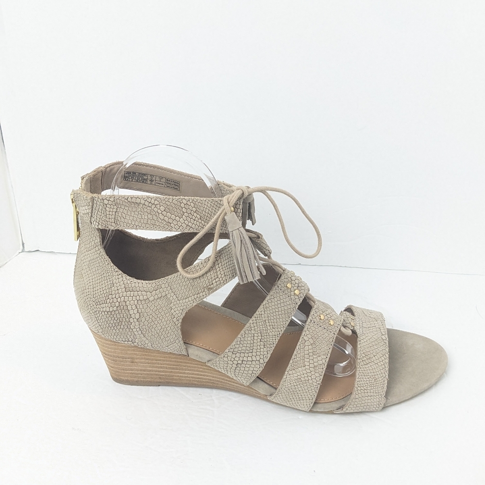 NWOT UGG Yasmin Snake Wedge Sandals - Picture 8 of 16
